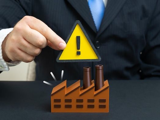 Jak skutecznie zabezpieczyć firmową infrastrukturę przed cyberatakami?